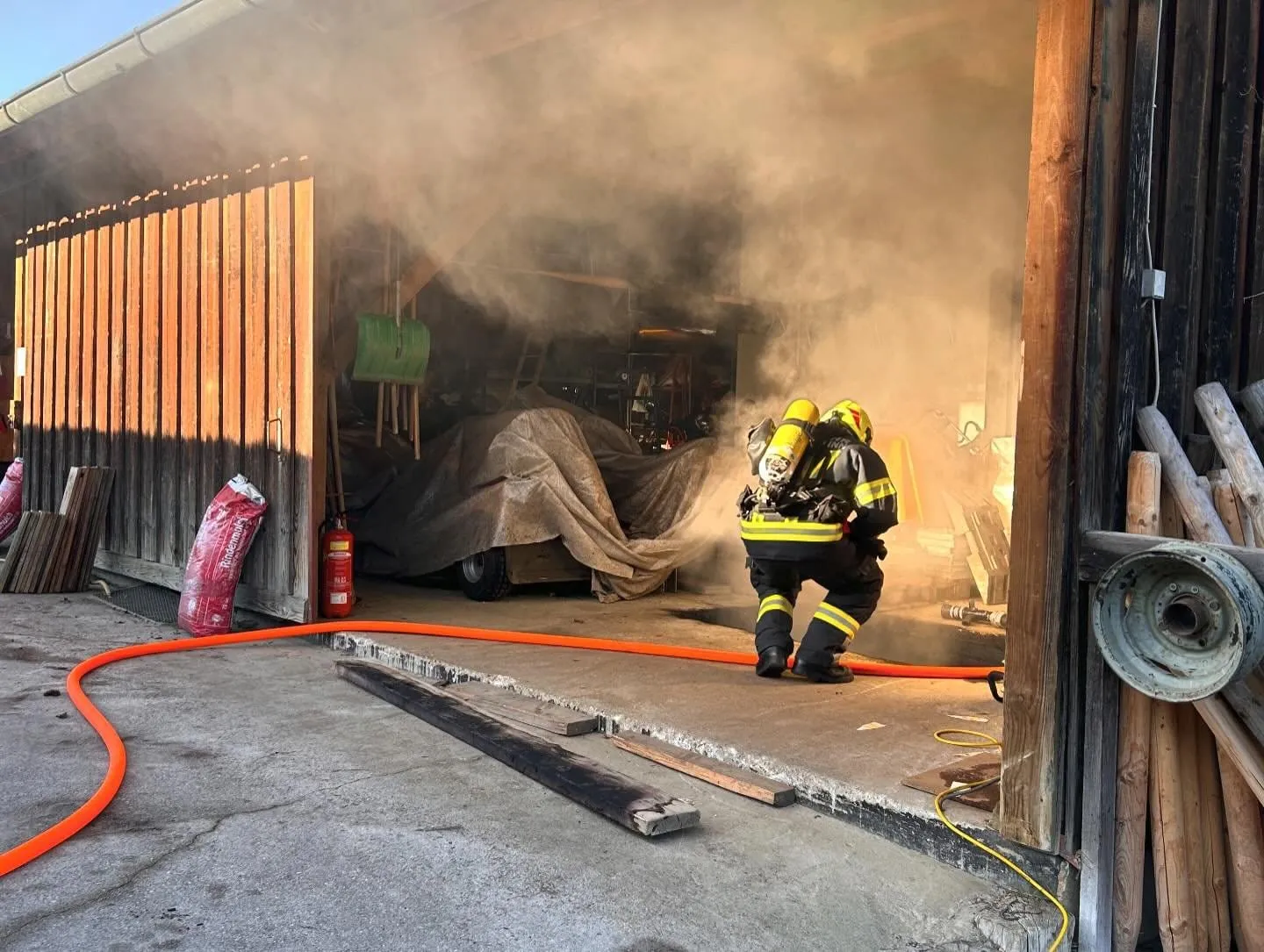 27.12.2023 – BE – BRAND GEWERBE INDUSTRIE – Bild 4