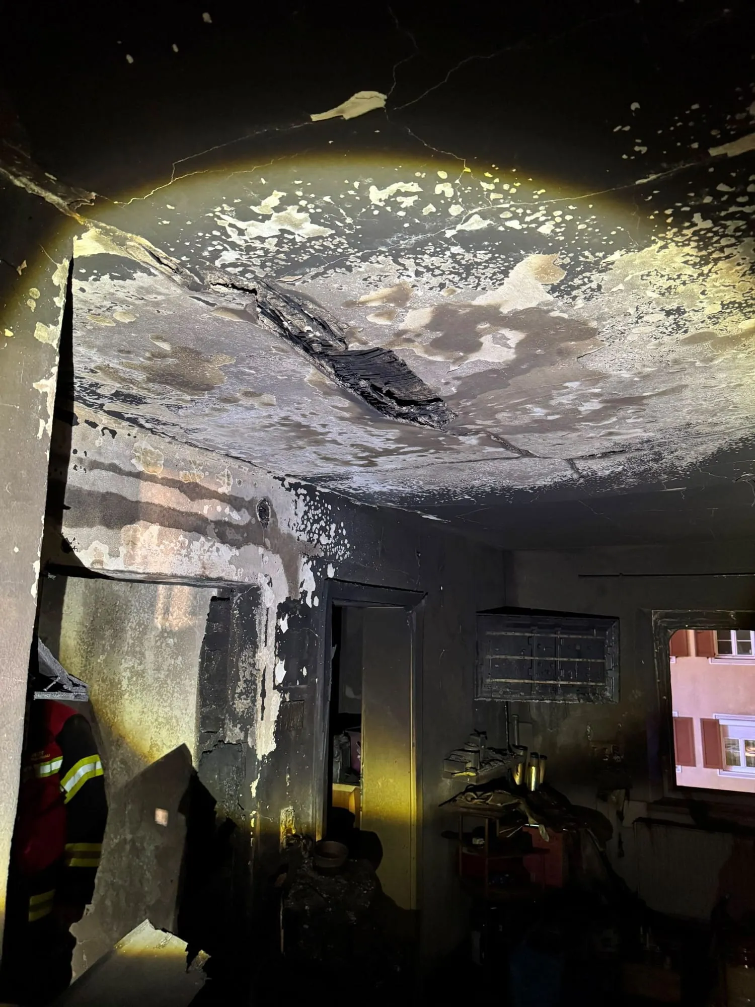 Brand Gebäude – Bild 2