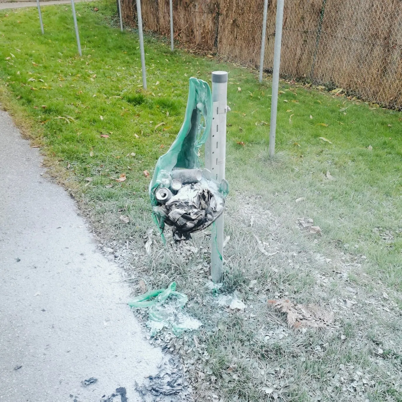 Brand Abfallcontainer – Bild 5