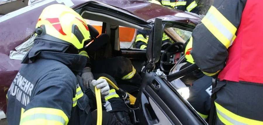03.09.2025 – Übung Personenrettung nach Verkehrsunfall – Bild 6