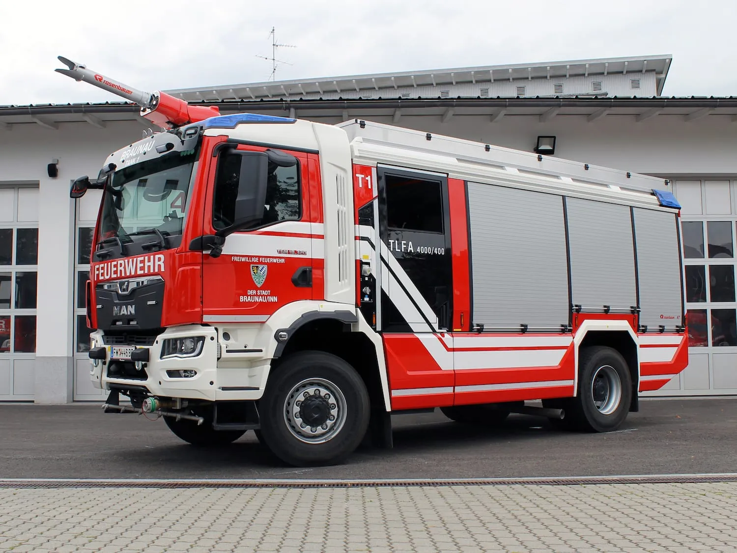 Tanklöschfahrzeug TLF-A 4000/400 der Feuerwehr Braunau