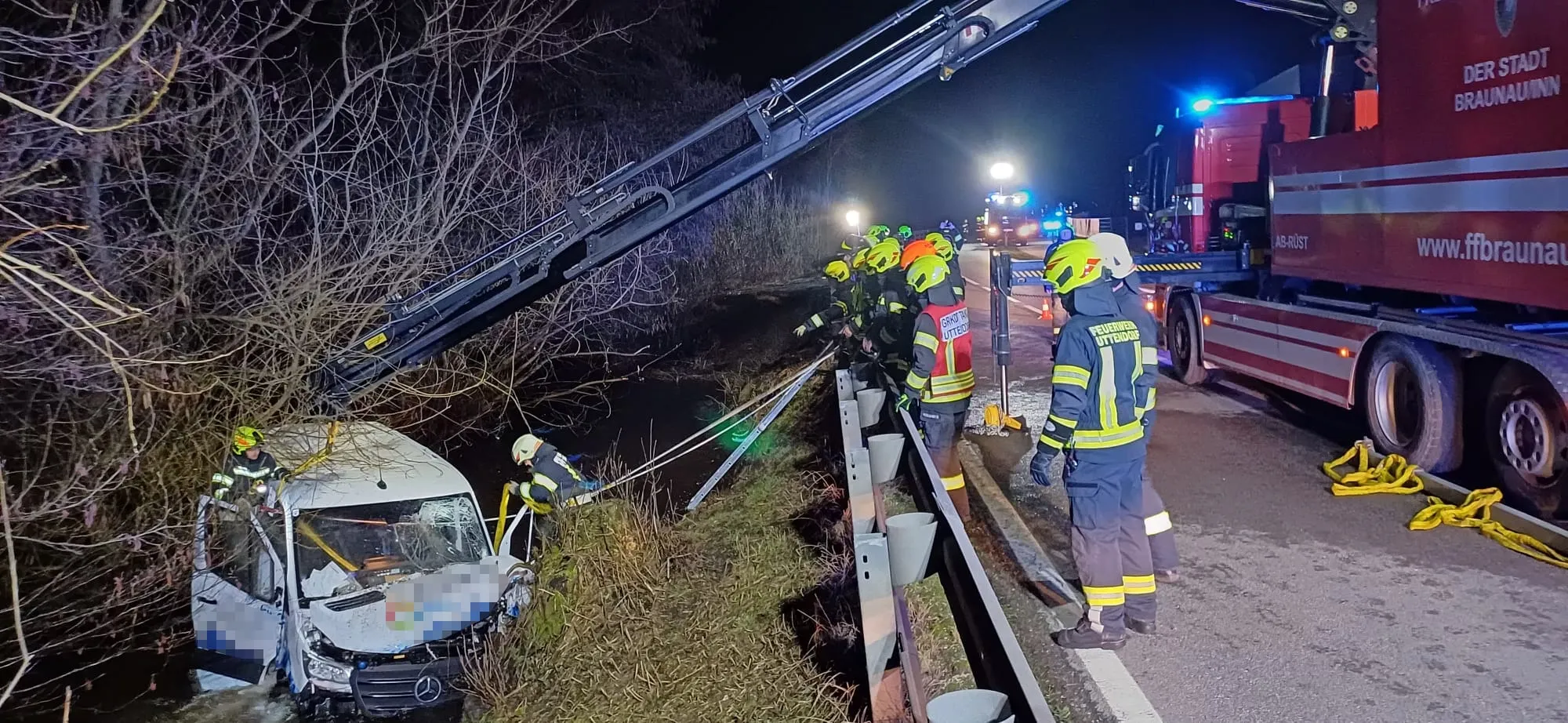 Personenrettung – Verkehrsunfall PKW – Bild 2