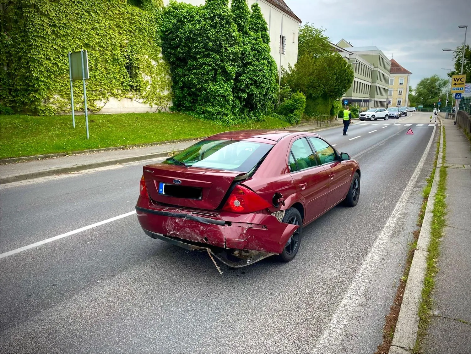 Personenrettung Verkehrsunfall PKW – Bild 3